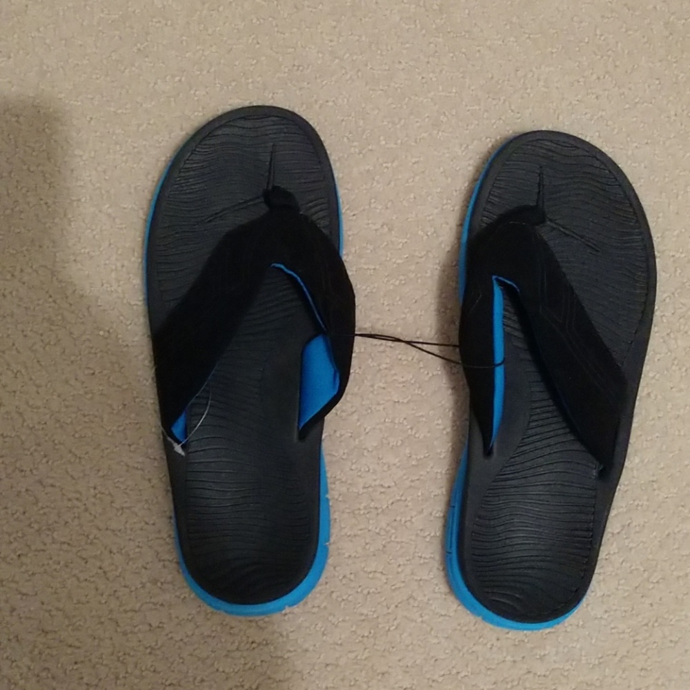 Men's flip flops